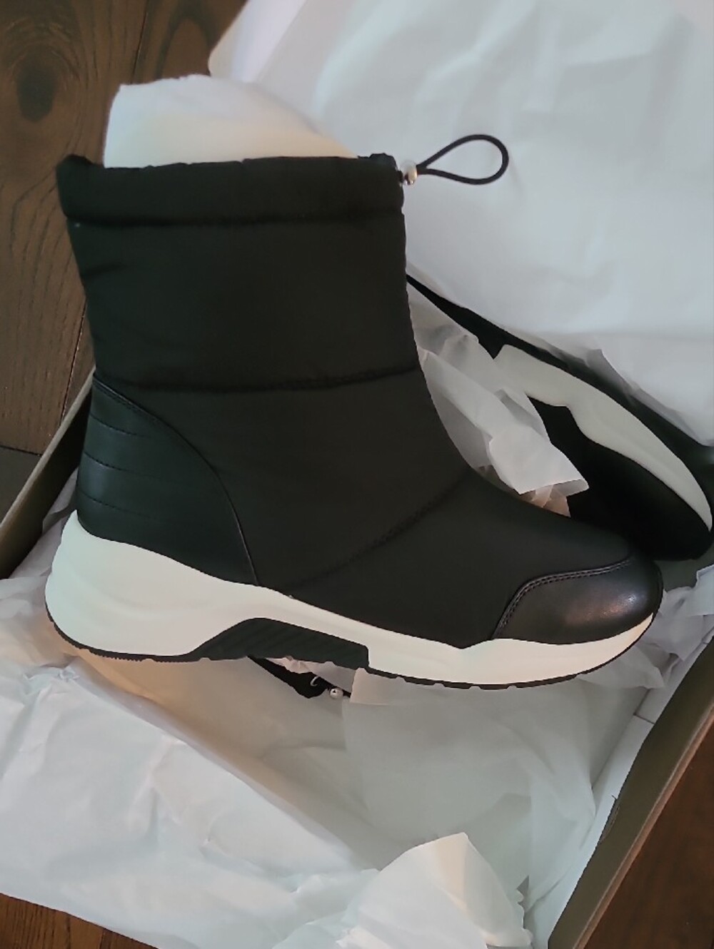 New Linea Paolo Gillie Women's Black Boot - Lightweight Comfort size 9